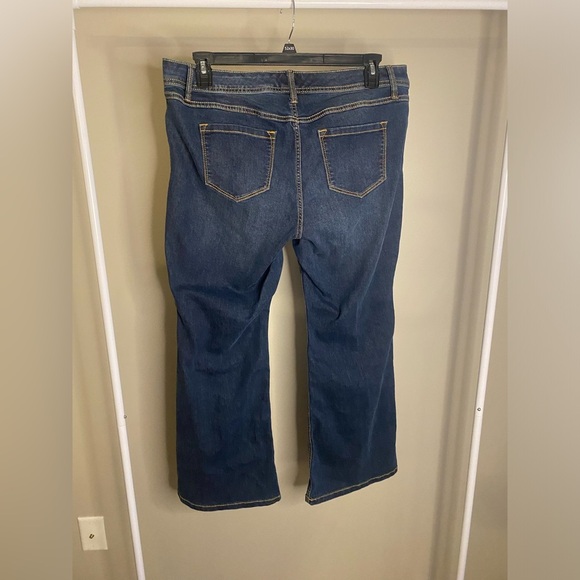 Torrid Luxe Slim Boot jeans - Picture 4 of 6